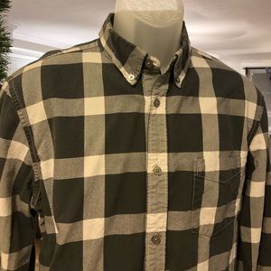 Men’s Gap Modern Oxford Button Up